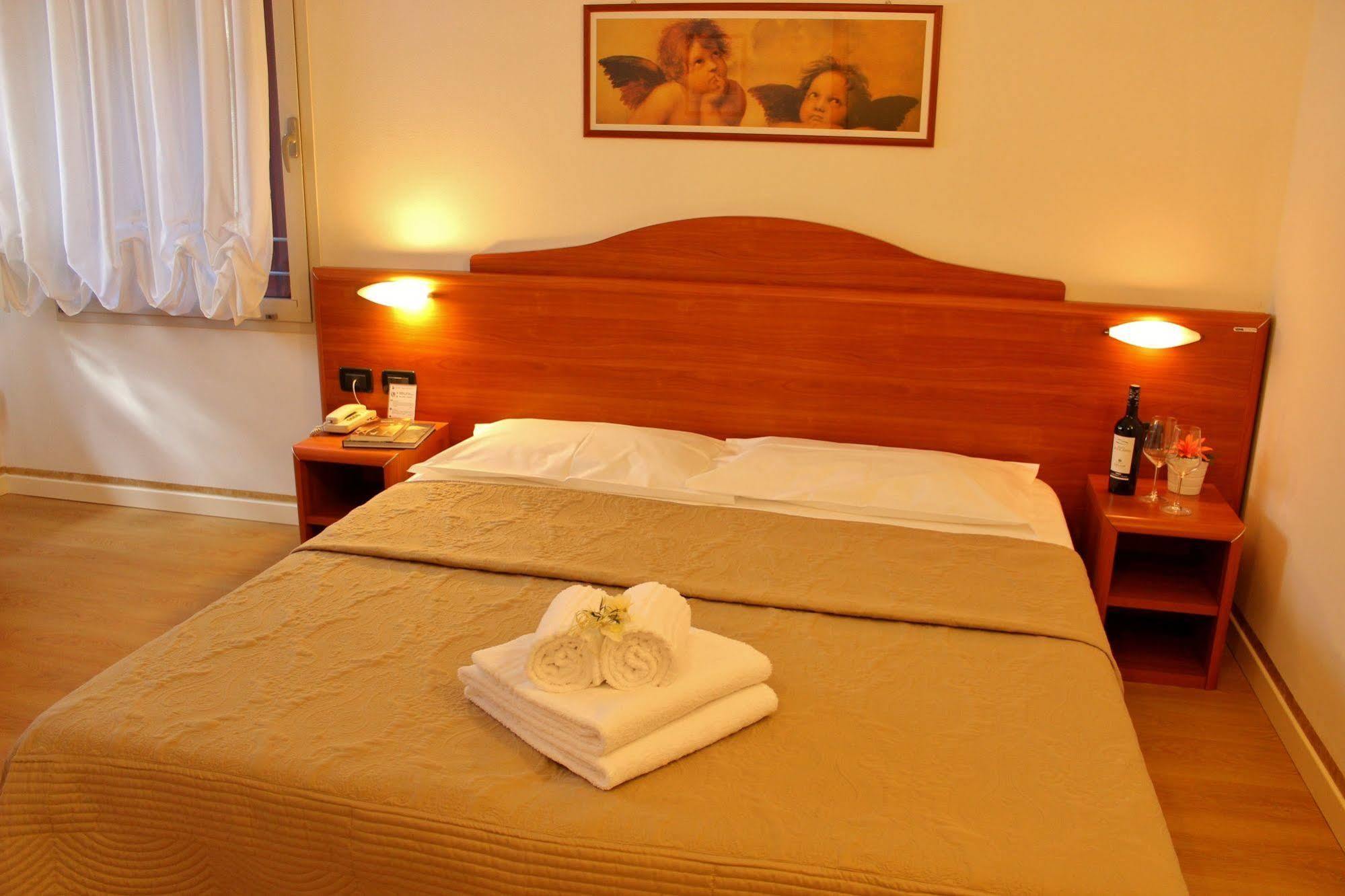 Hotel Miramonti Enoteca Pove del Grappa Dış mekan fotoğraf