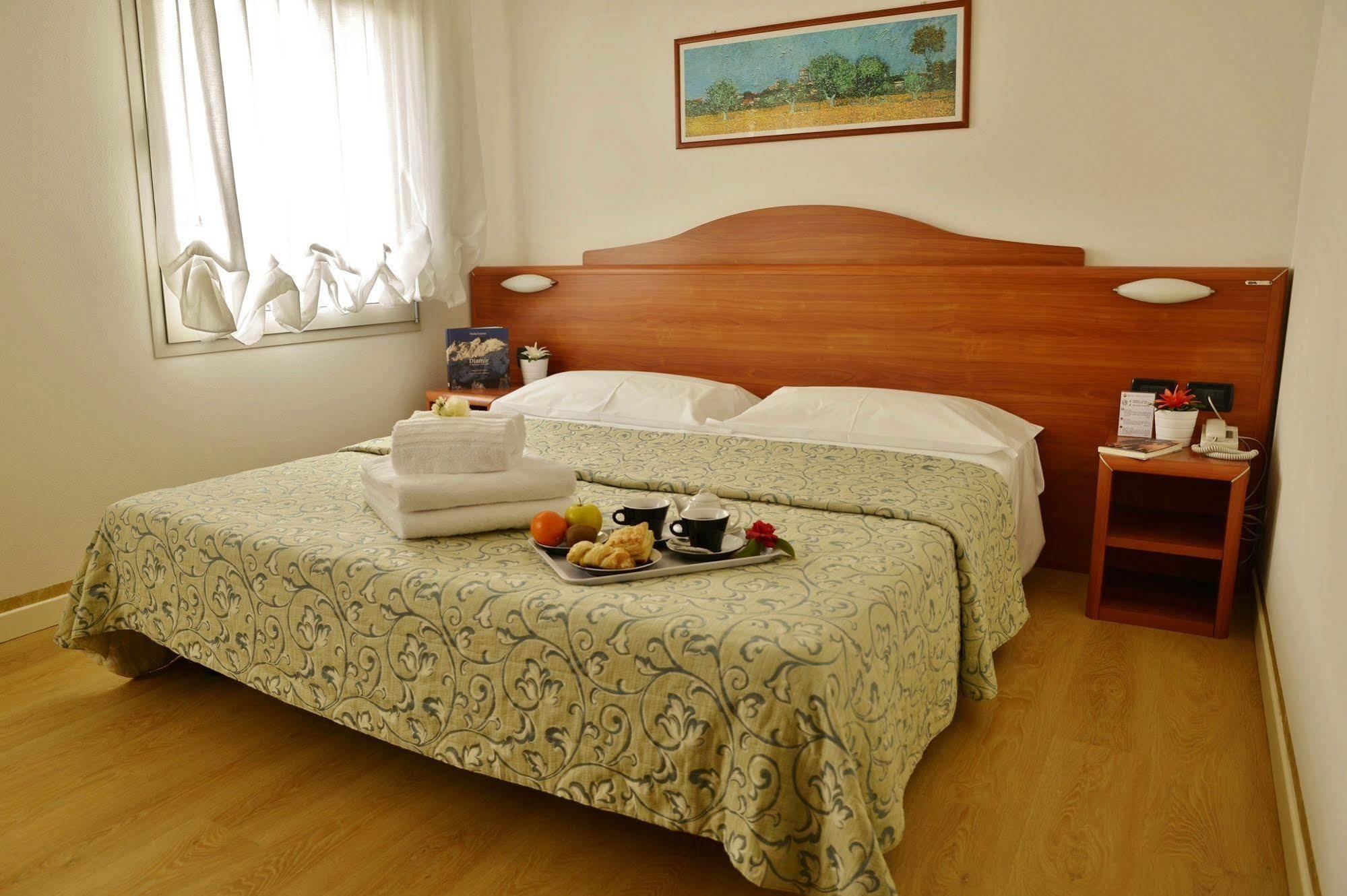 Hotel Miramonti Enoteca Pove del Grappa Dış mekan fotoğraf