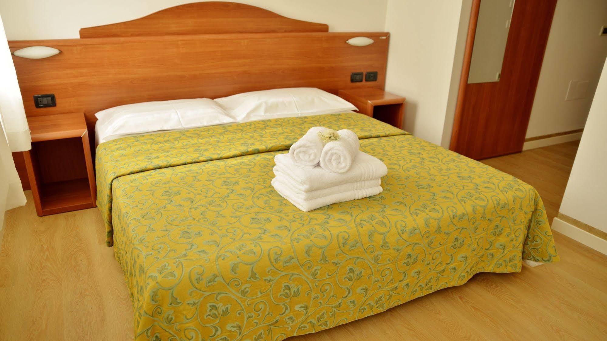 Hotel Miramonti Enoteca Pove del Grappa Dış mekan fotoğraf